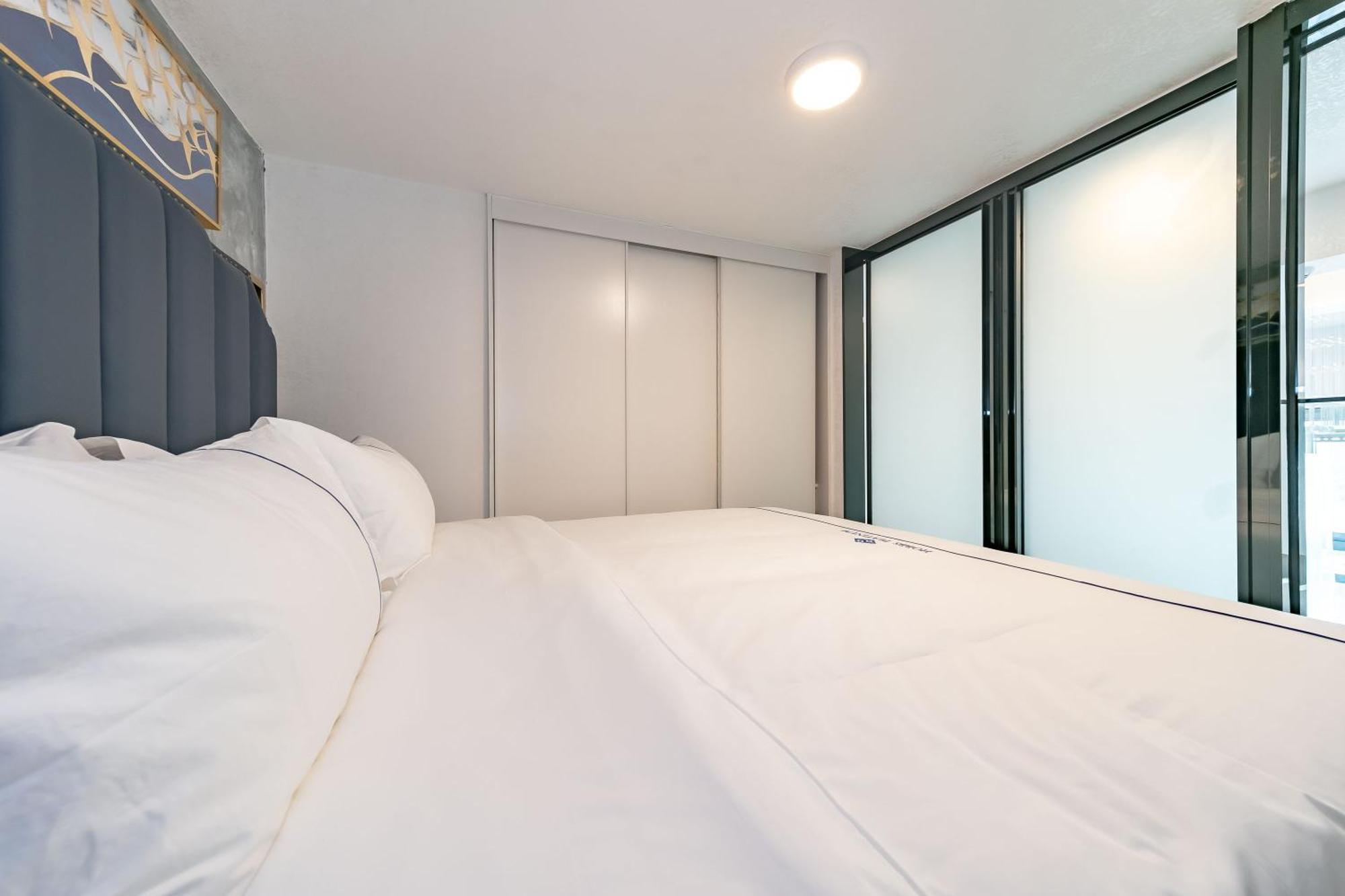 Boruisi Plaza Residence Apartment - Shenzhen Futian Convention & Exhibition Center Buitenkant foto